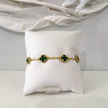 Load image into Gallery viewer, Mini Clover Bracelet
