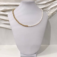 Load image into Gallery viewer, Laguna Pearl Necklace
